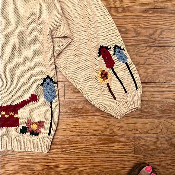 Women’s Beige woman in garden Sweater. - Picture 7 of 9